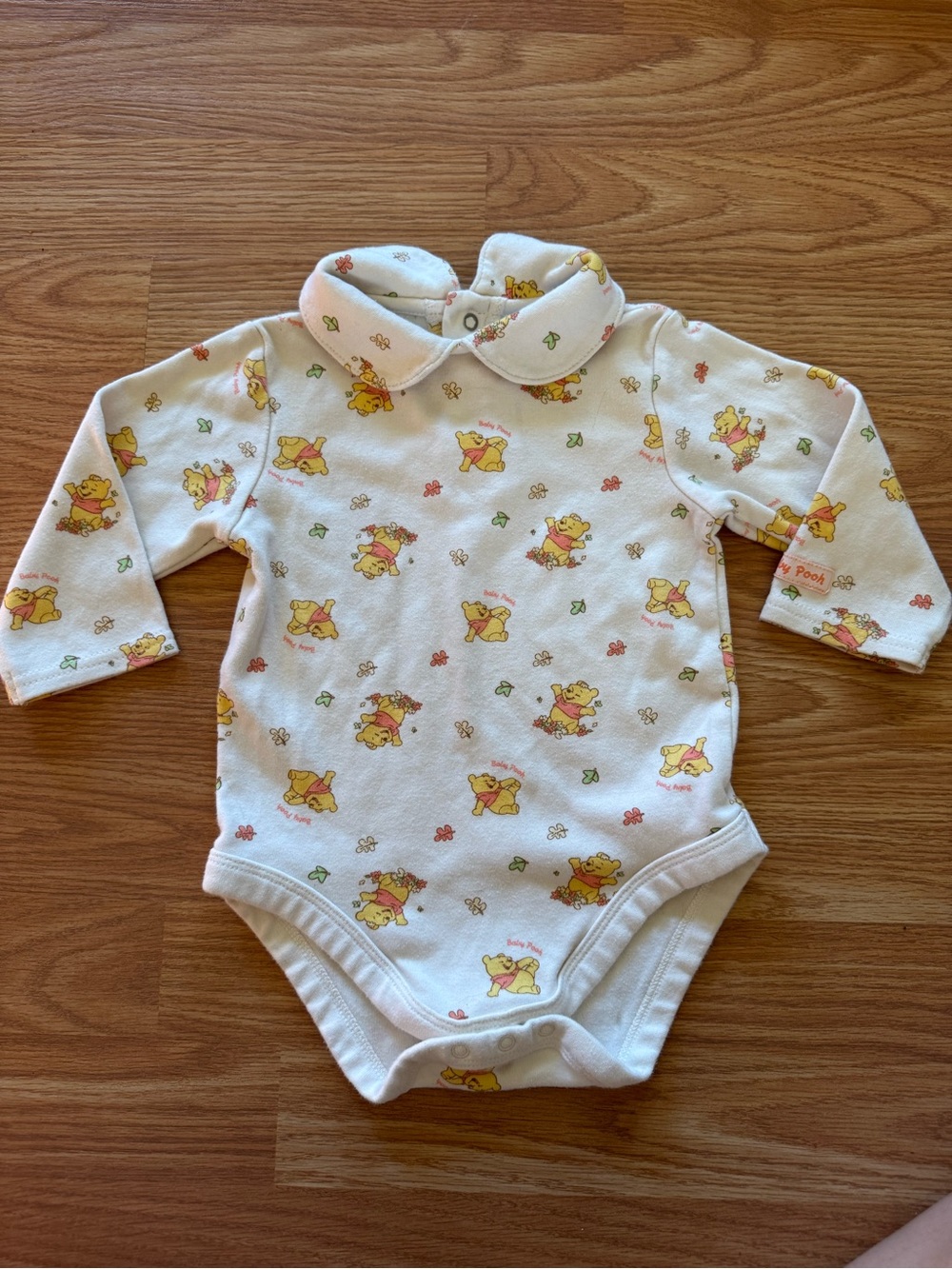 Vintage Disney baby Pooh collared shirt